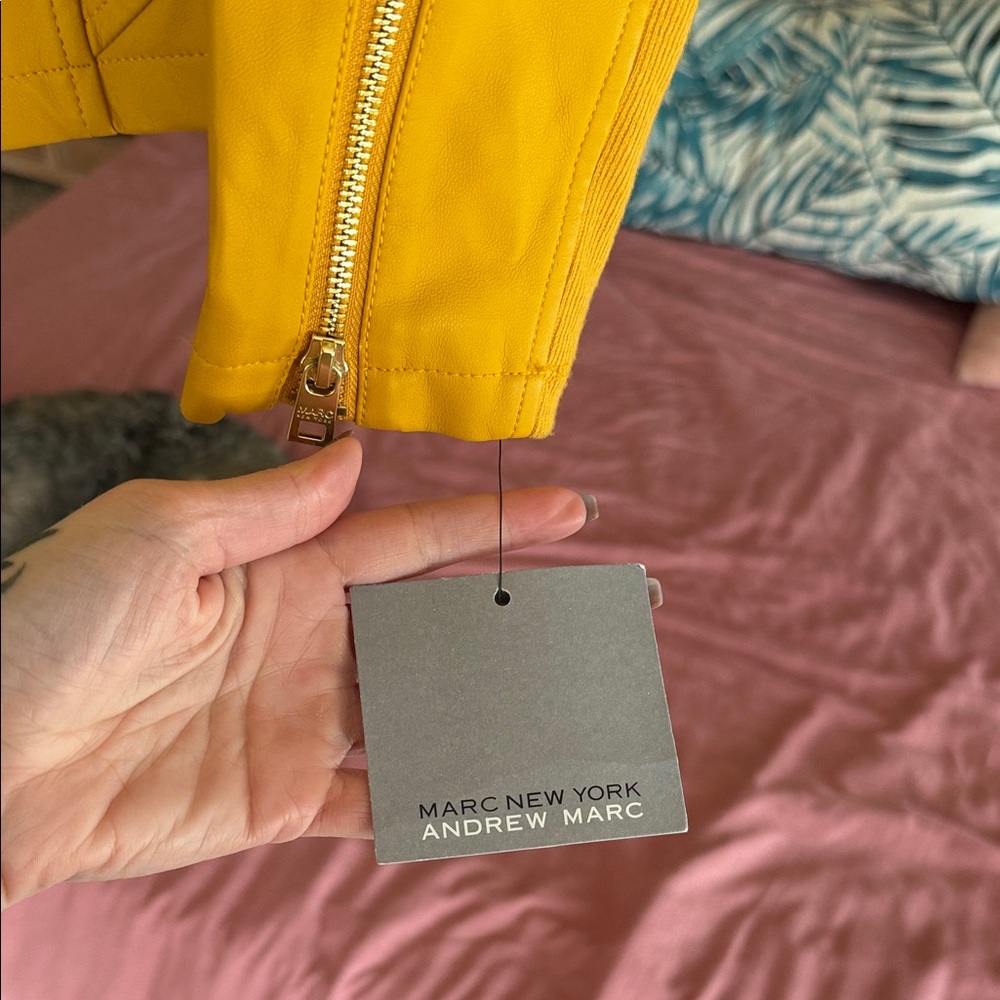 Andrew Marc Yellow Leather Jacket - Picture 4 of 6